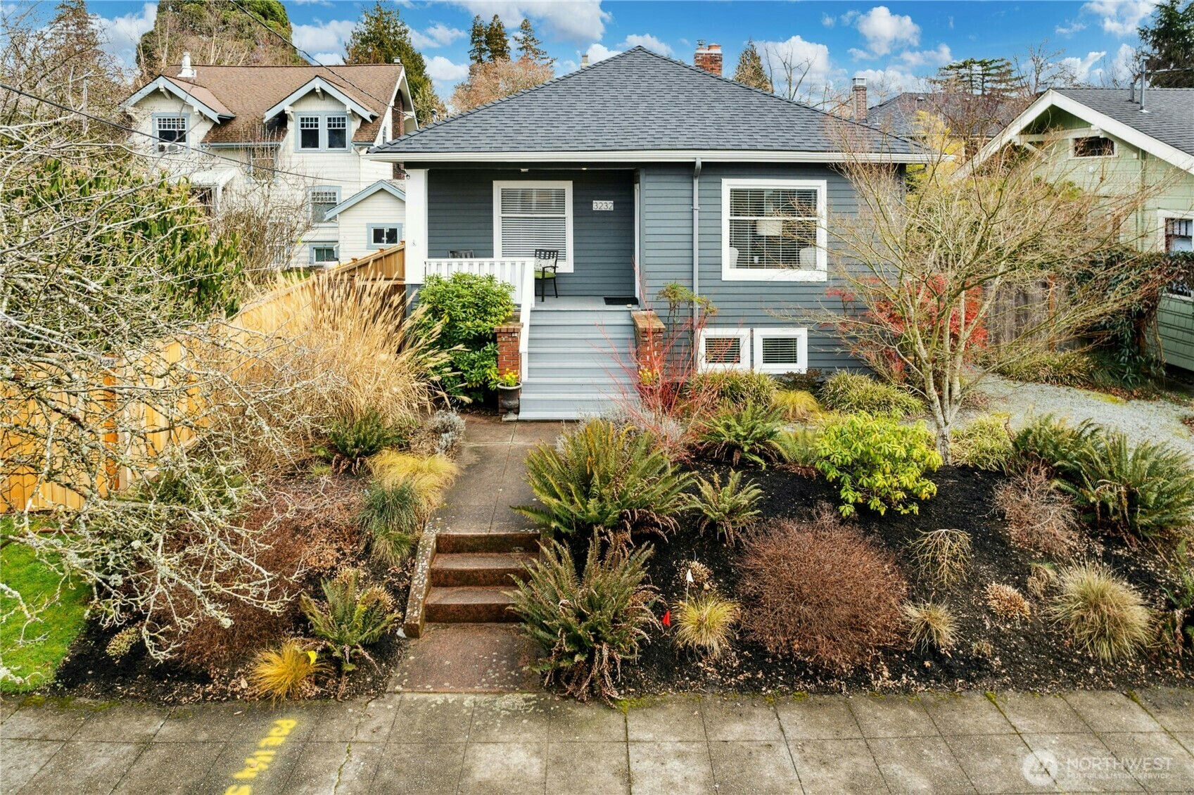3232  37th Avenue S  Seattle WA 98144 photo