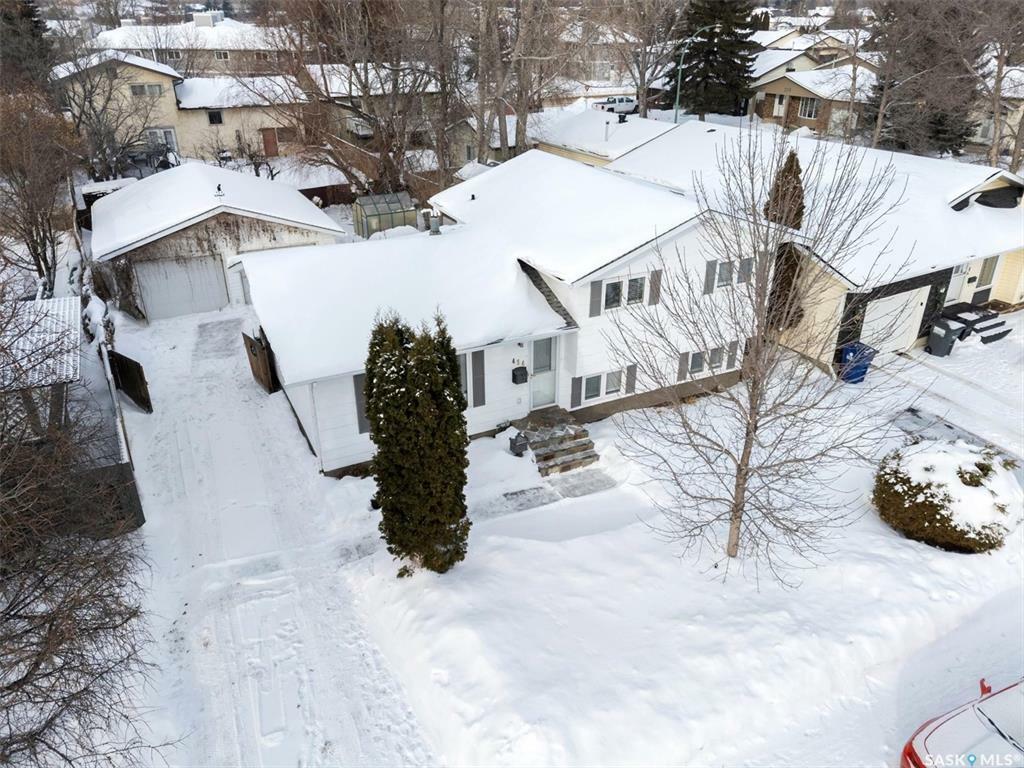 Property Photo:  454 David Knight Lane  SK S7K 5M2 