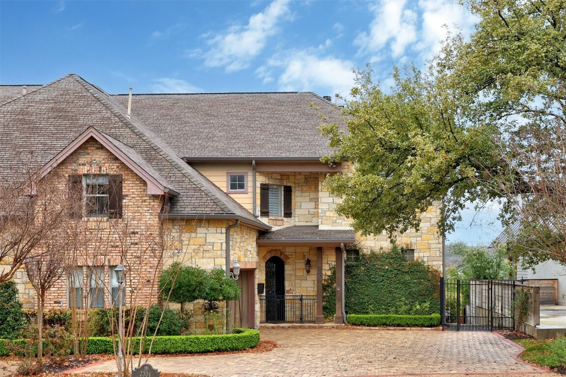 Property Photo:  2304 Hartford Road B  TX 78703 