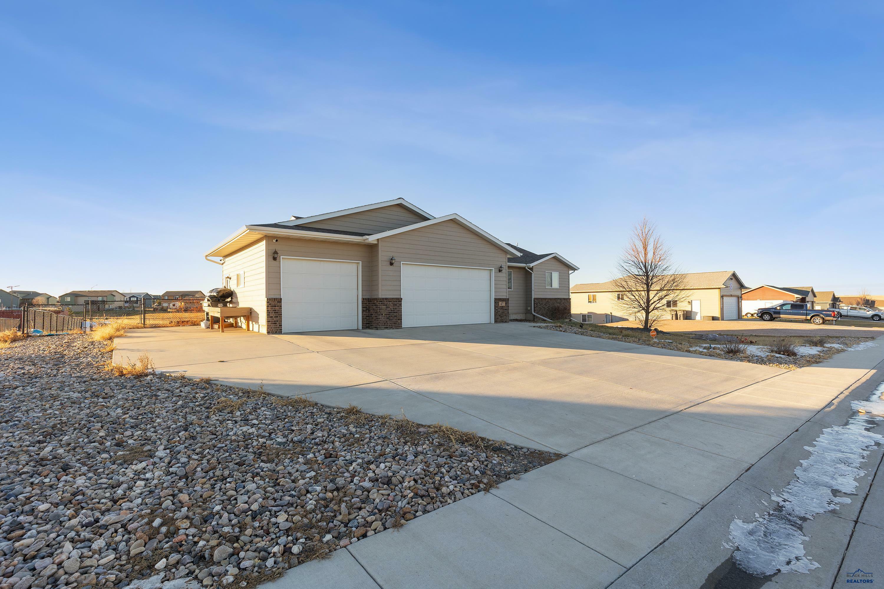 Property Photo:  477 Coyote Trail  SD 57719 