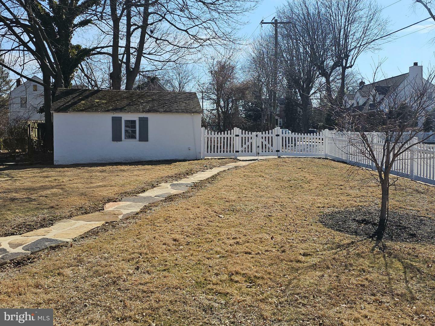 Property Photo:  223 N Overhill Road  PA 19063 