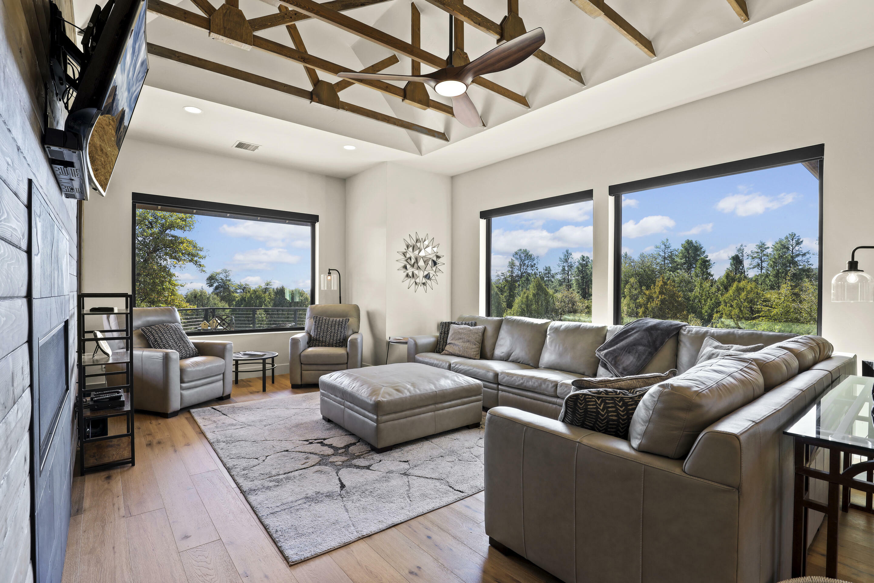 Property Photo: 1202 N Marissa Circle AZ 85541