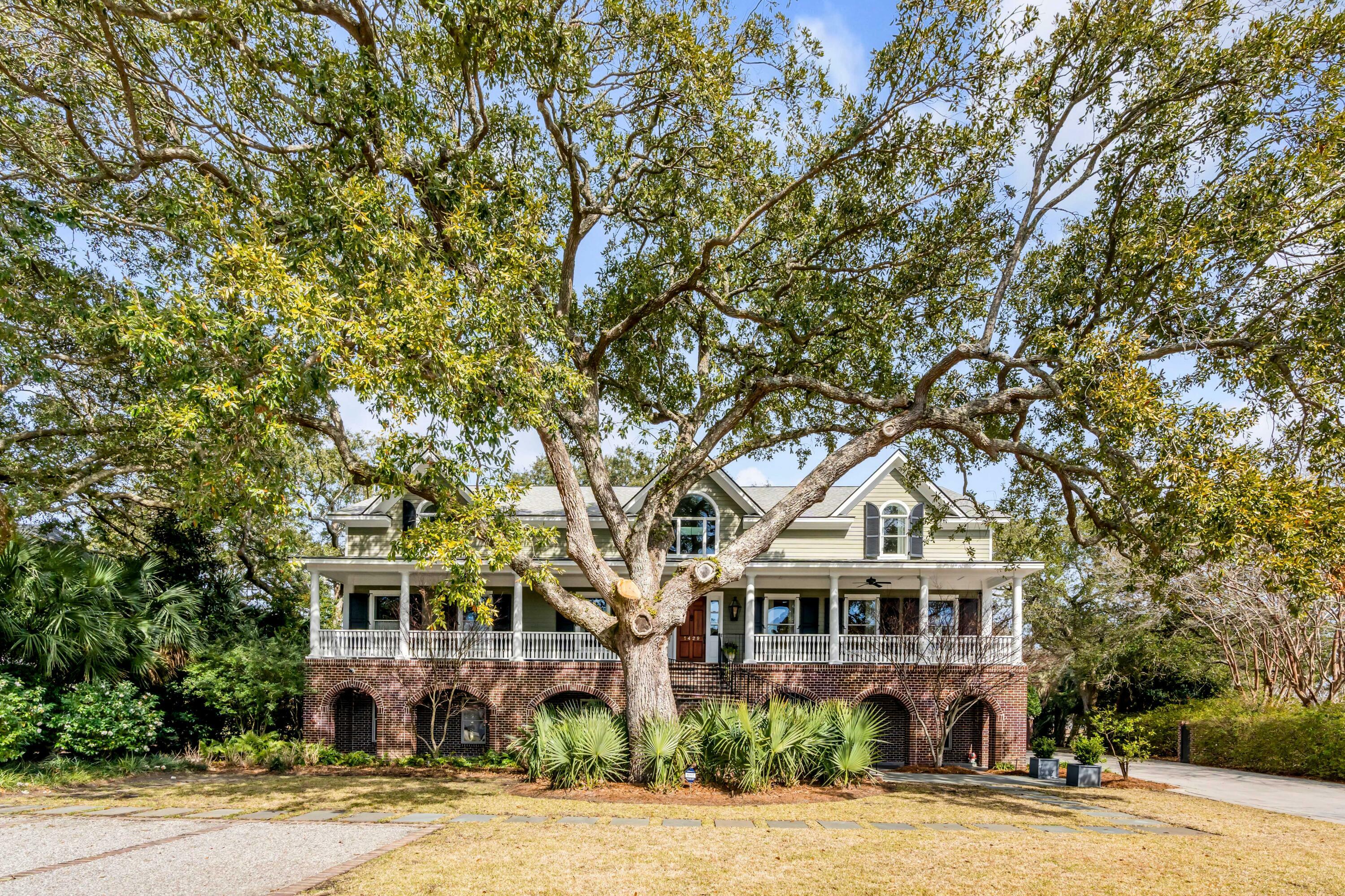 Property Photo:  1429 Burningtree Road  SC 29412 