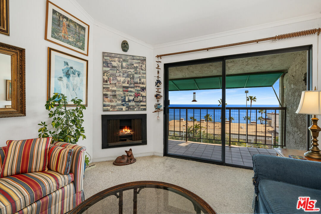 Property Photo: 26665 Seagull Way CA 90265