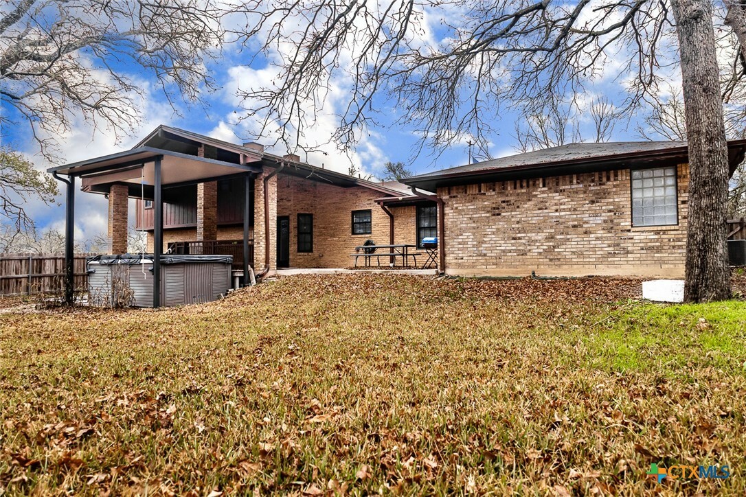 Property Photo: 2106 Antelope Trail TX 76548