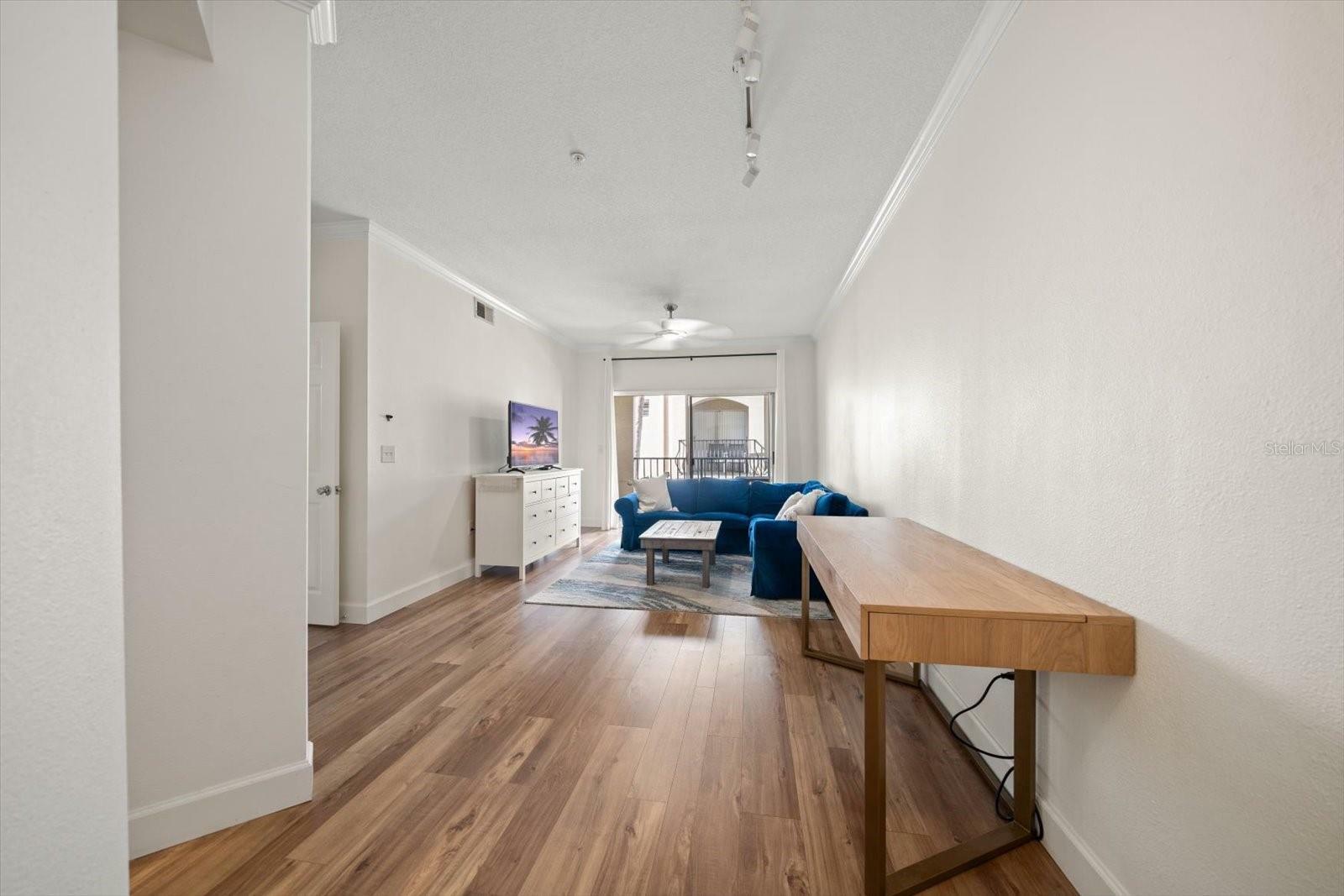 Property Photo:  501 Knights Run Avenue 2101  FL 33602 