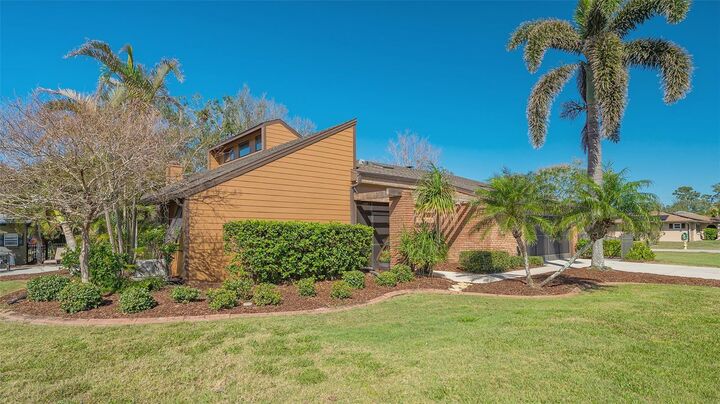 Property Photo: 1525 Hinton Street FL 33952