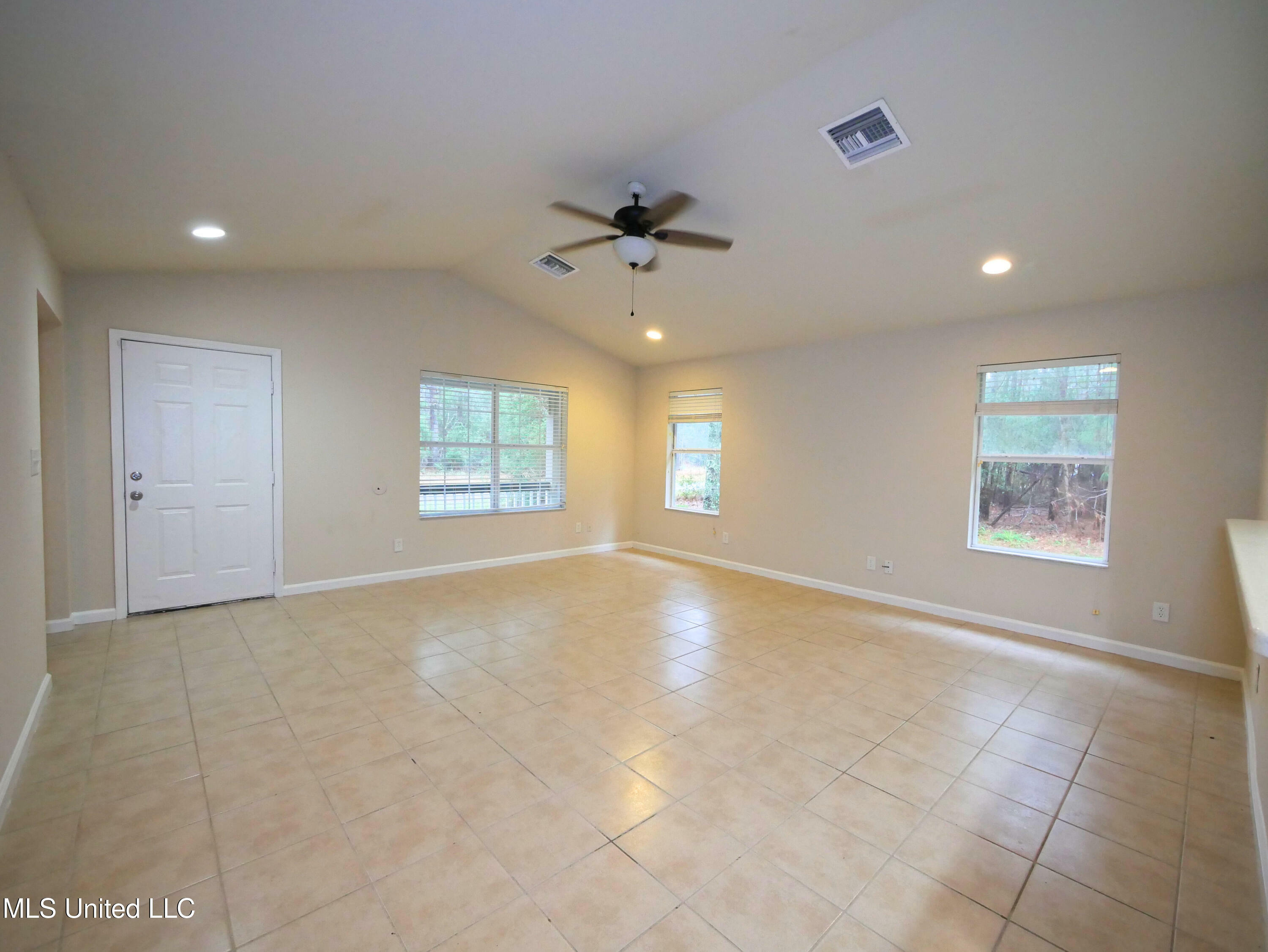 Property Photo:  6234 W Lamar Street  MS 39525 