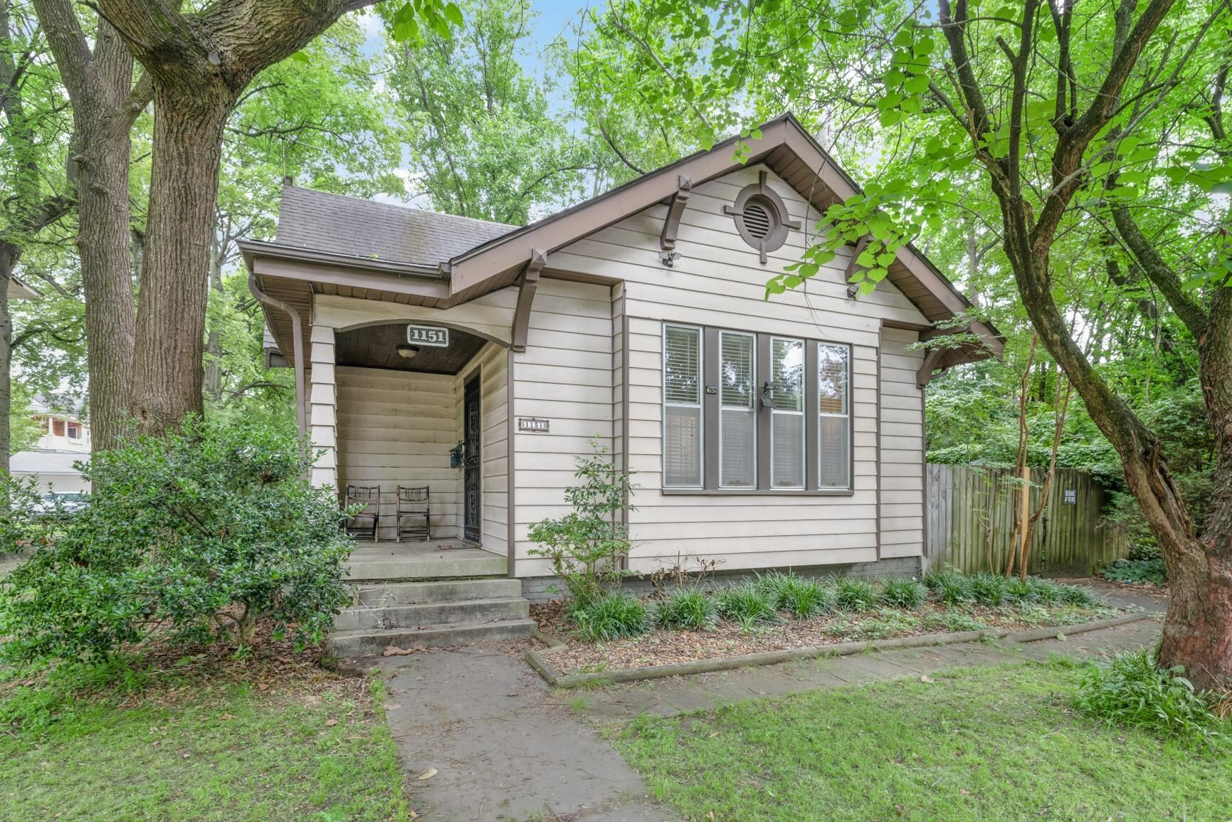 Property Photo: 1151 Central Ave TN 38104