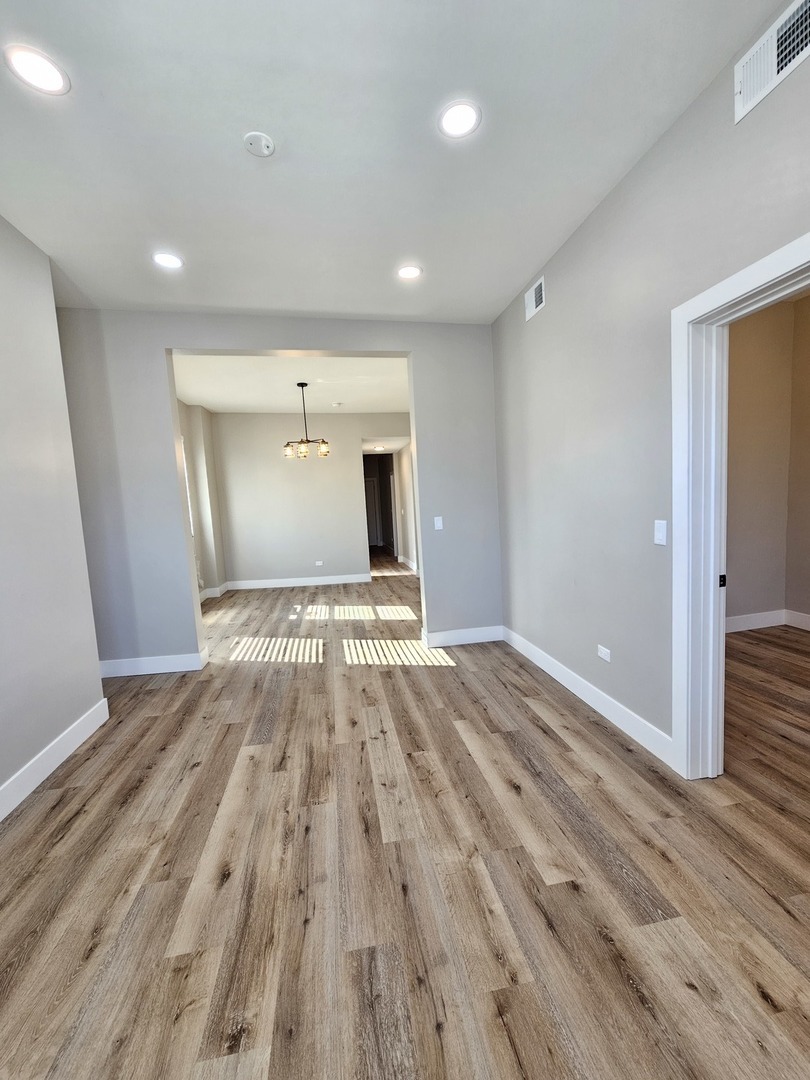 Property Photo:  1520 S Homan Avenue 1  IL 60623 