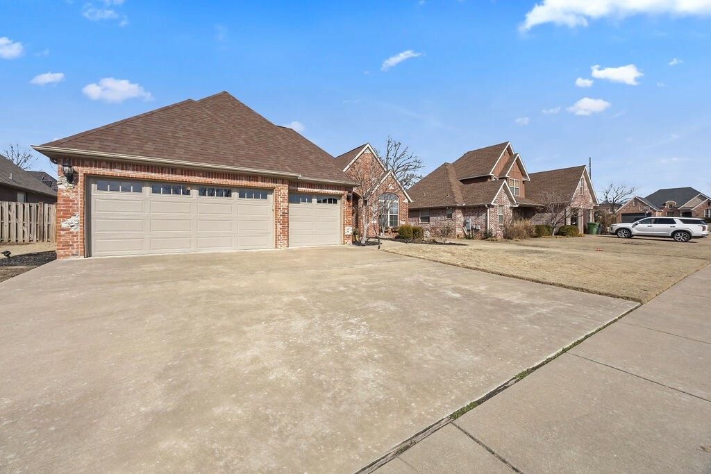 Property Photo:  1707 Cunningham Avenue  AR 72758 