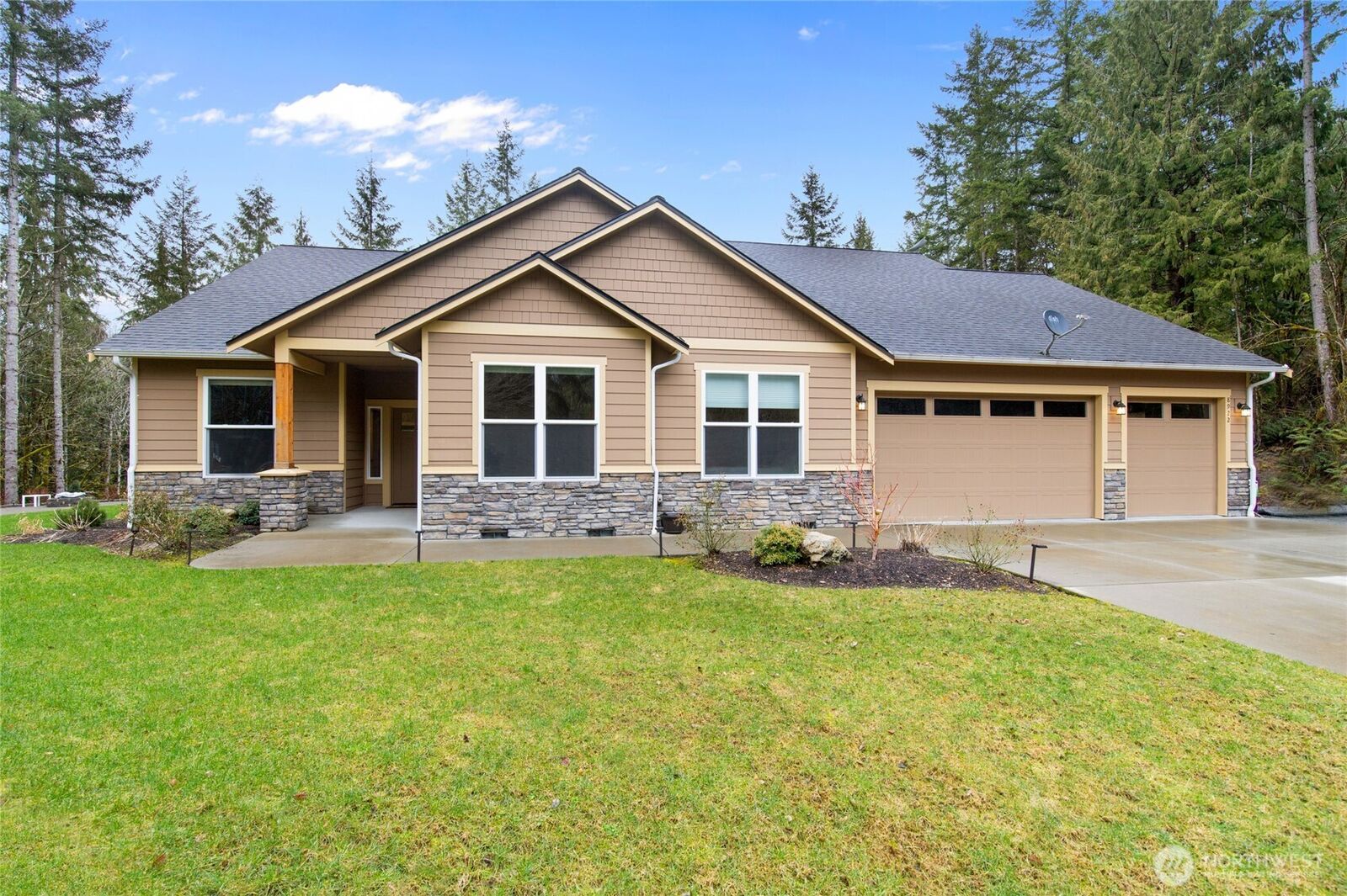 Property Photo: 8922 Pilchuck Tree Farm Road WA 98252