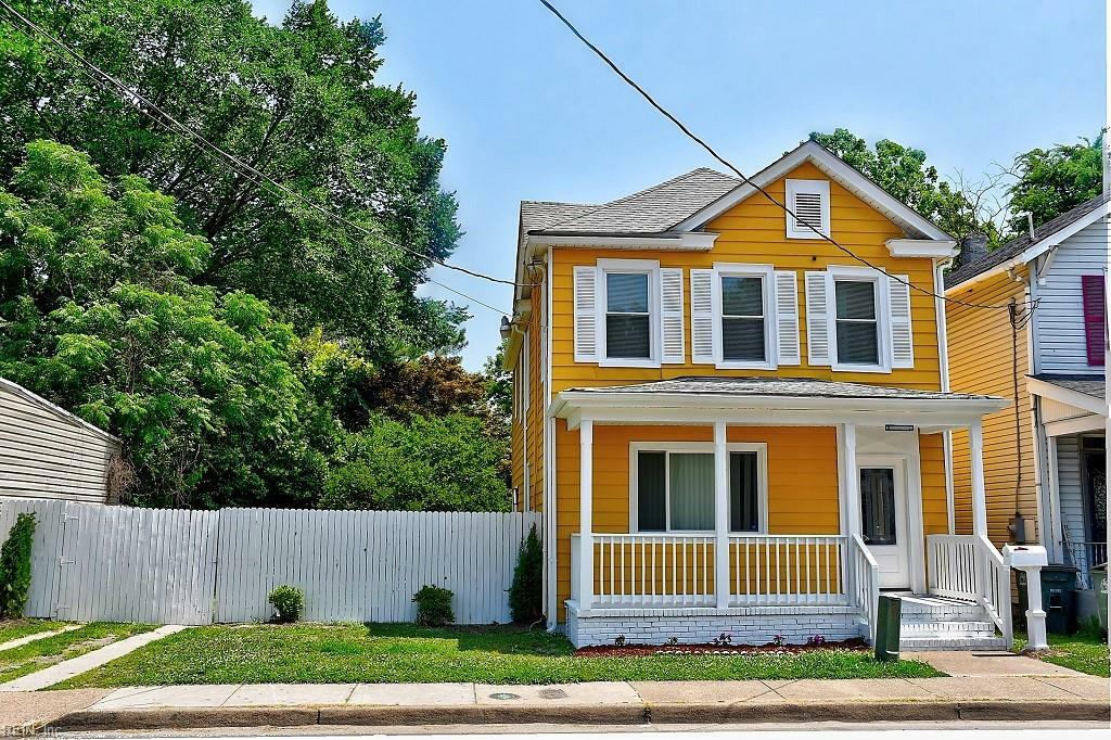 Property Photo:  832 Lindenwood Ave  VA 23504 