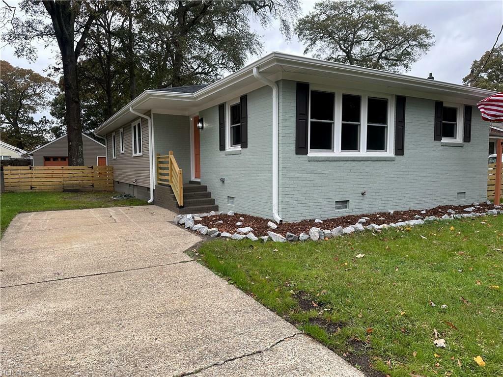 Property Photo: 1521 Chestnut Ave VA 23325