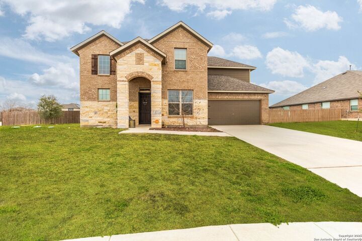 Property Photo: 5104 Tupelo TX 78263