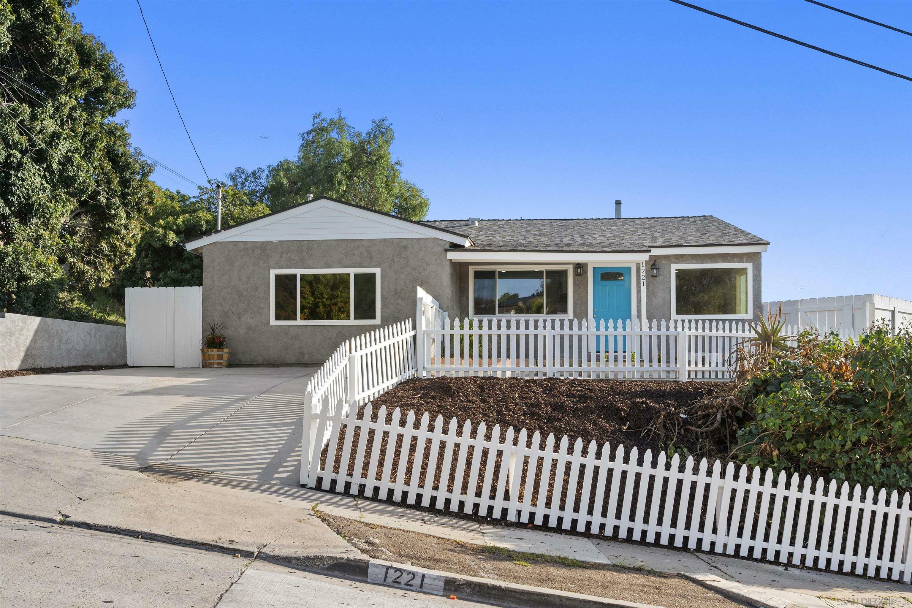 1221 Braddock St  San Diego CA 92114 photo