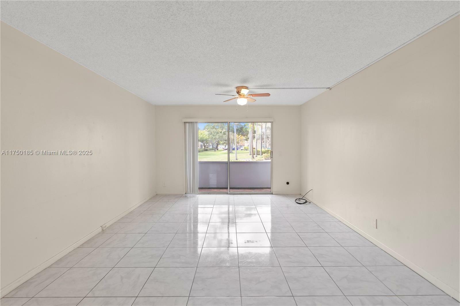 Property Photo:  1400 SW 124th Ter 106Q  FL 33027 