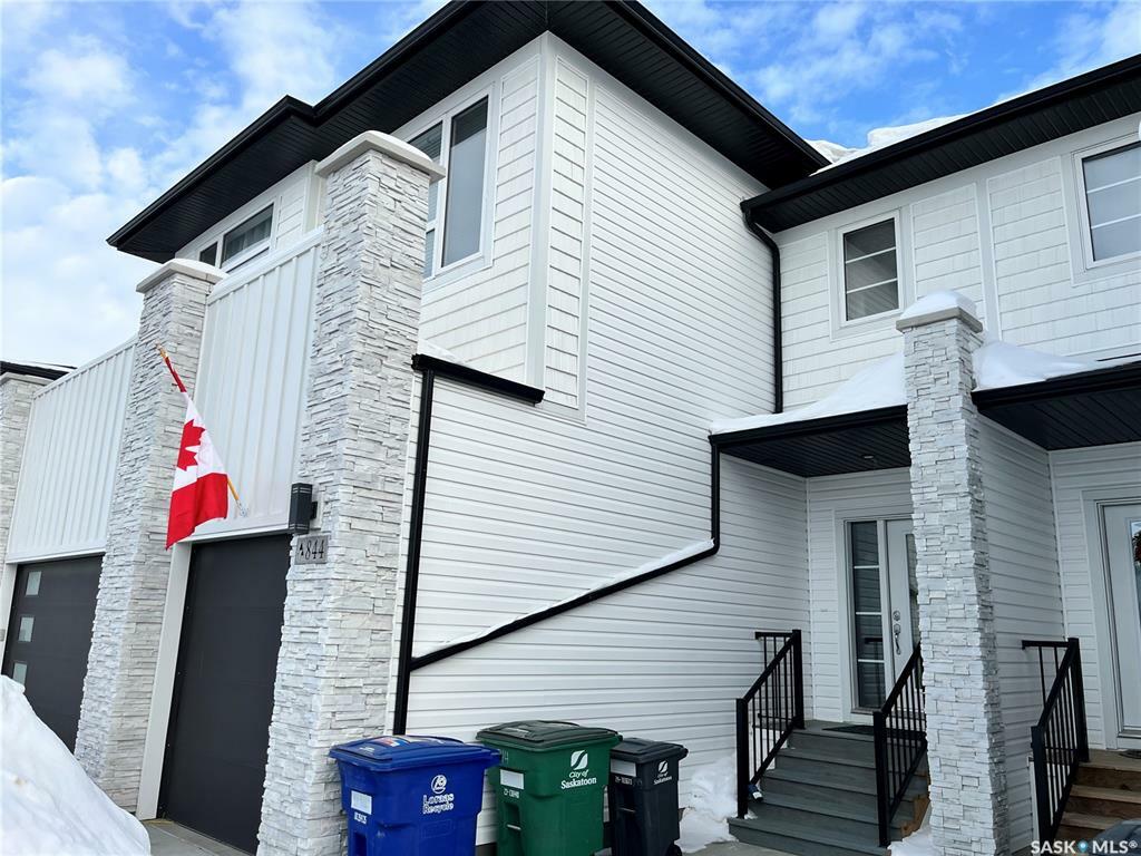 Property Photo:  844 Brighton Gate  SK S7V 1L2 