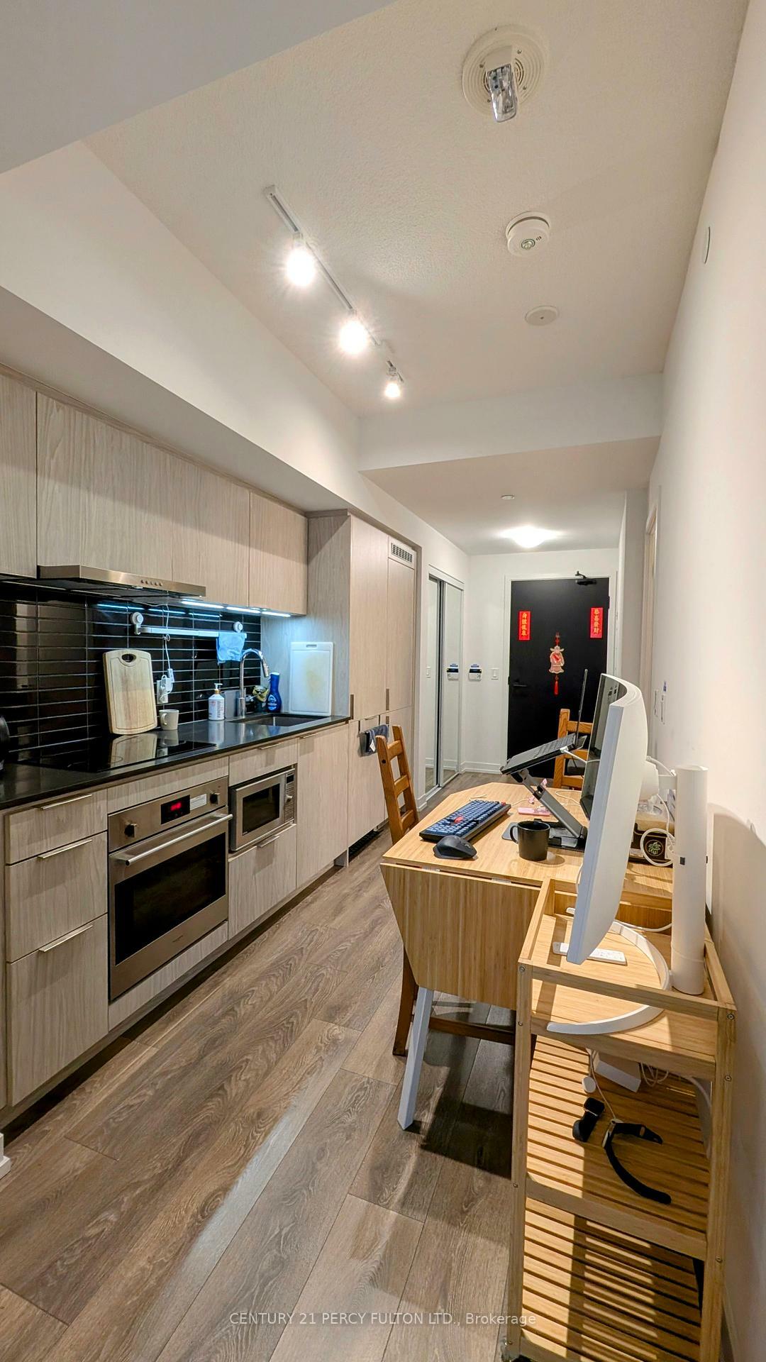 Photo de la propriété: 60 Shuter St 202 ON M5B 0B7