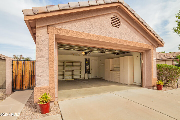 Property Photo:  494 W Midland Lane  AZ 85233 