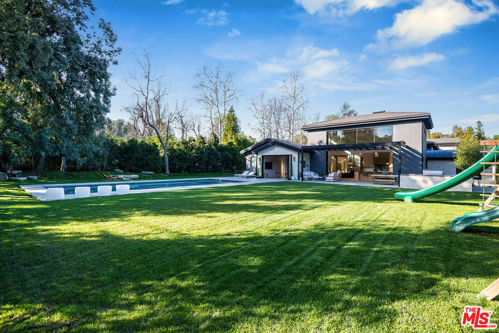 Property Photo: 5717 Round Meadow Road CA 91302