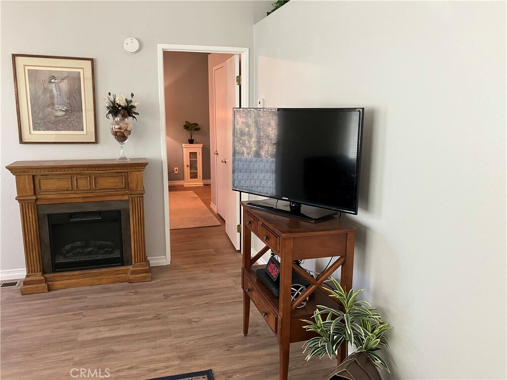 Property Photo:  1250 N Kirby Street 184  CA 92545 