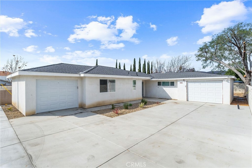 Property Photo:  1531 W Orange Grove Avenue  CA 91768 