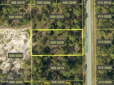 Property Photo:  1221 Abbott Avenue  FL 33972 