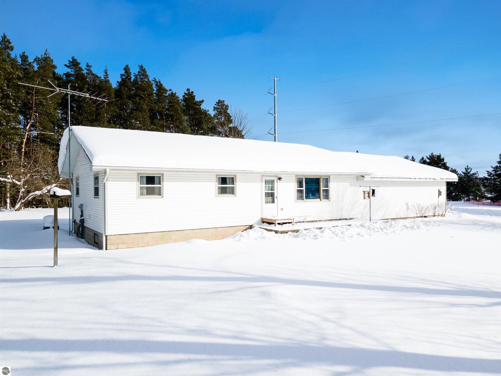 Property Photo:  4227 East Street  MI 49730 