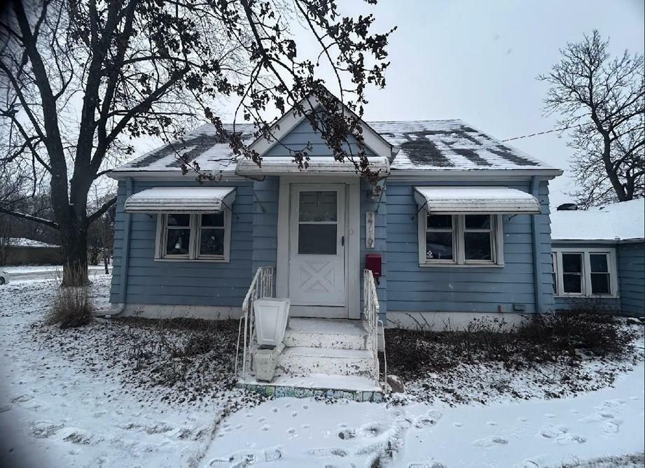 Property Photo:  2719 8th Street N  MN 56303 