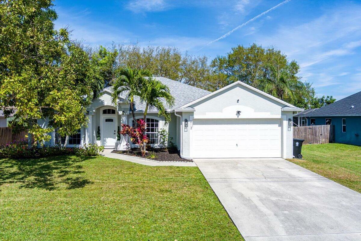613 SE Stow Terrace  Port Saint Lucie FL 34984 photo