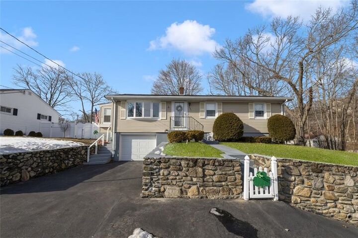 340 Dunlap Street  Woonsocket RI 02895 photo