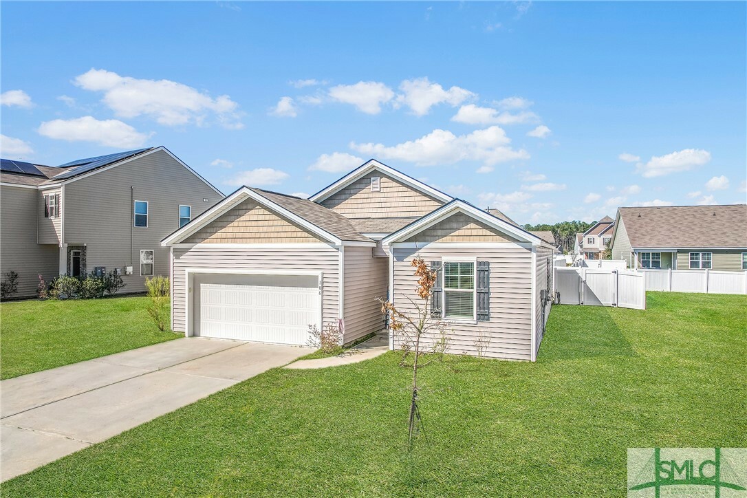 Property Photo: 106 Troupe Drive GA 31407