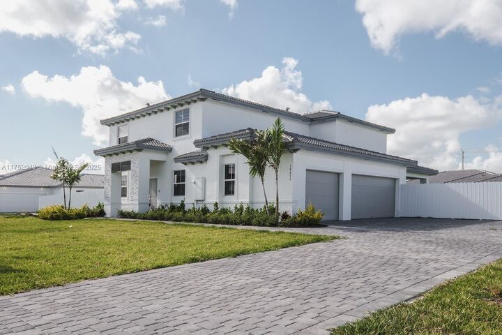 Property Photo: