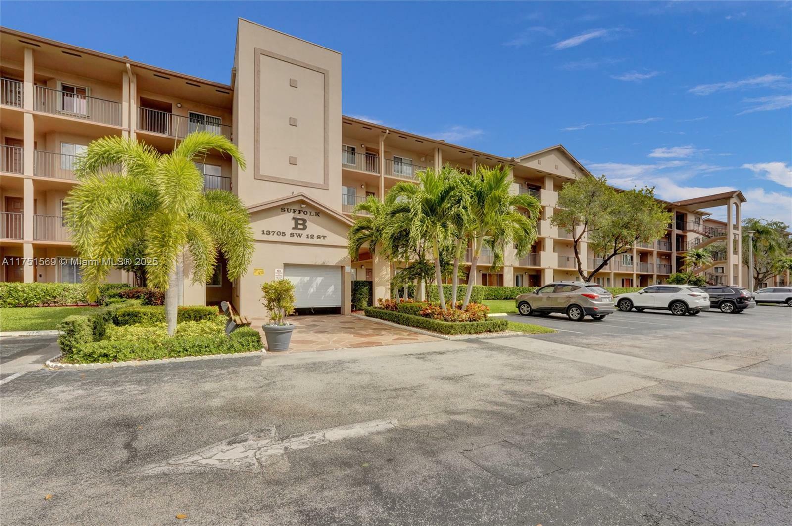 Property Photo: 13705 SW 12th St 109B FL 33027
