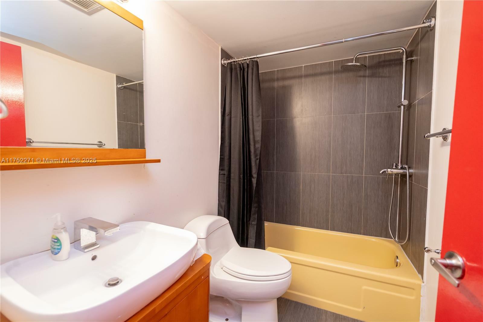 Property Photo:  2751 Taft St 110  FL 33020 