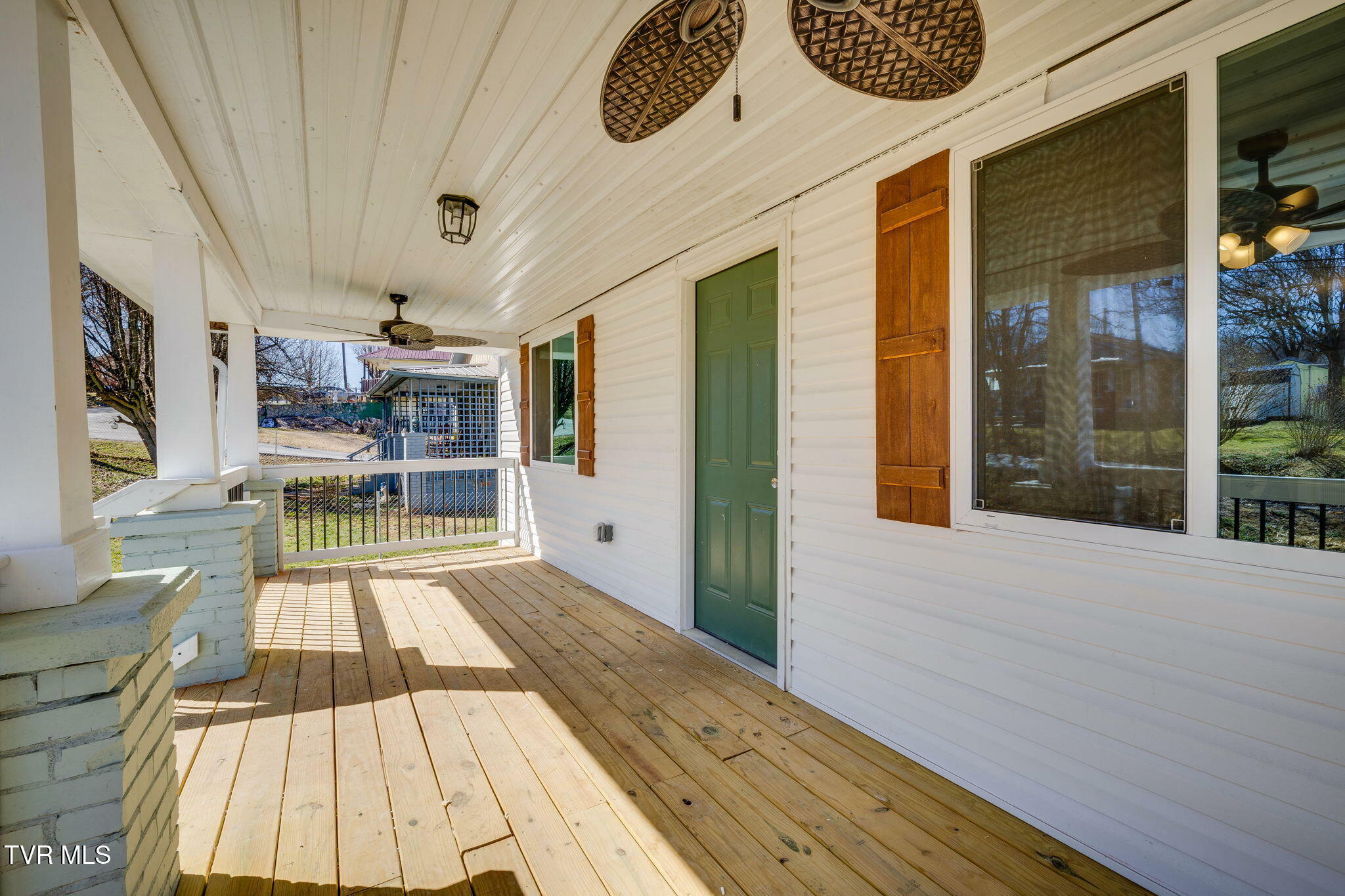 Property Photo:  205 Glen Avenue  TN 37665 