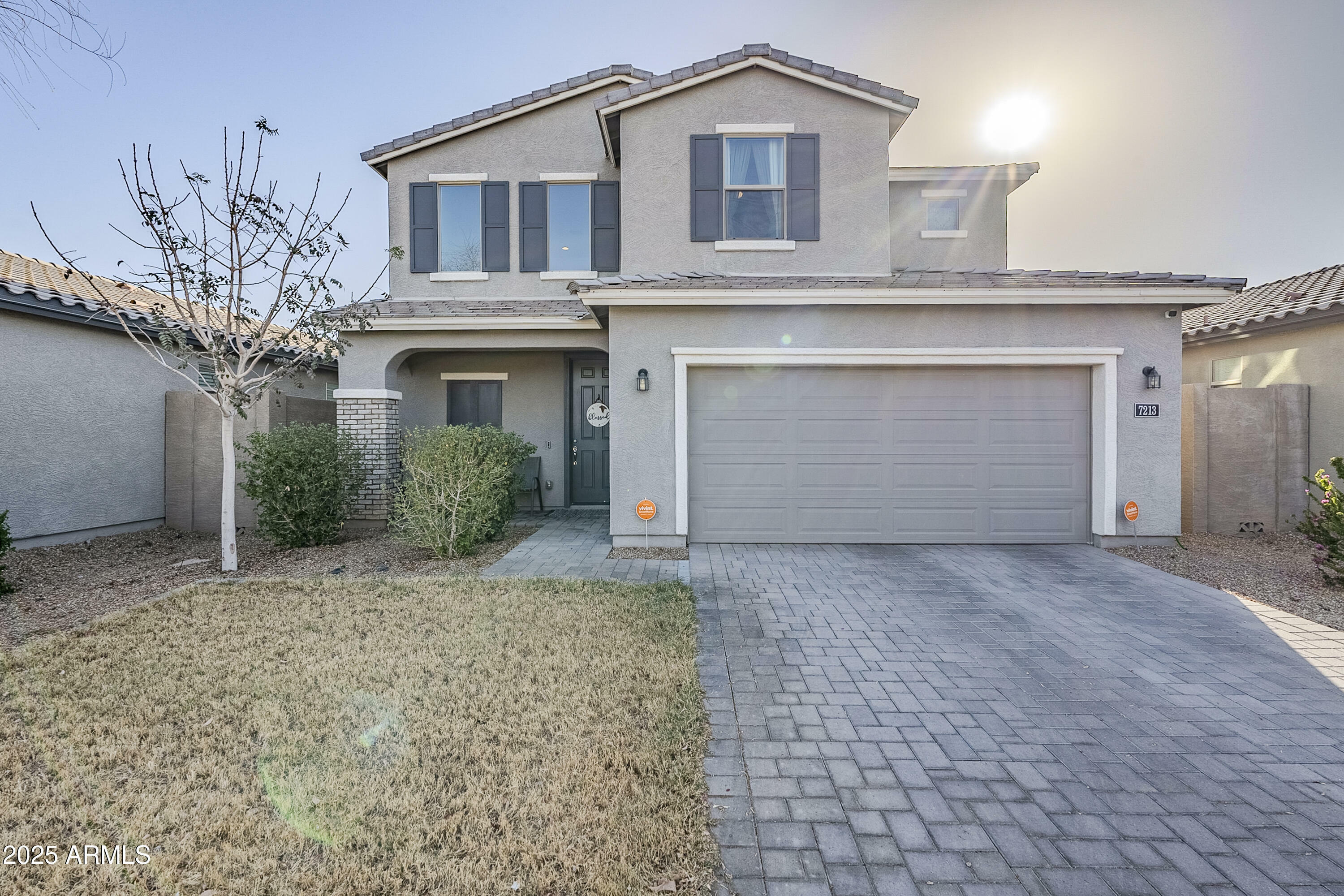 Property Photo:  7213 S 32nd Drive  AZ 85041 