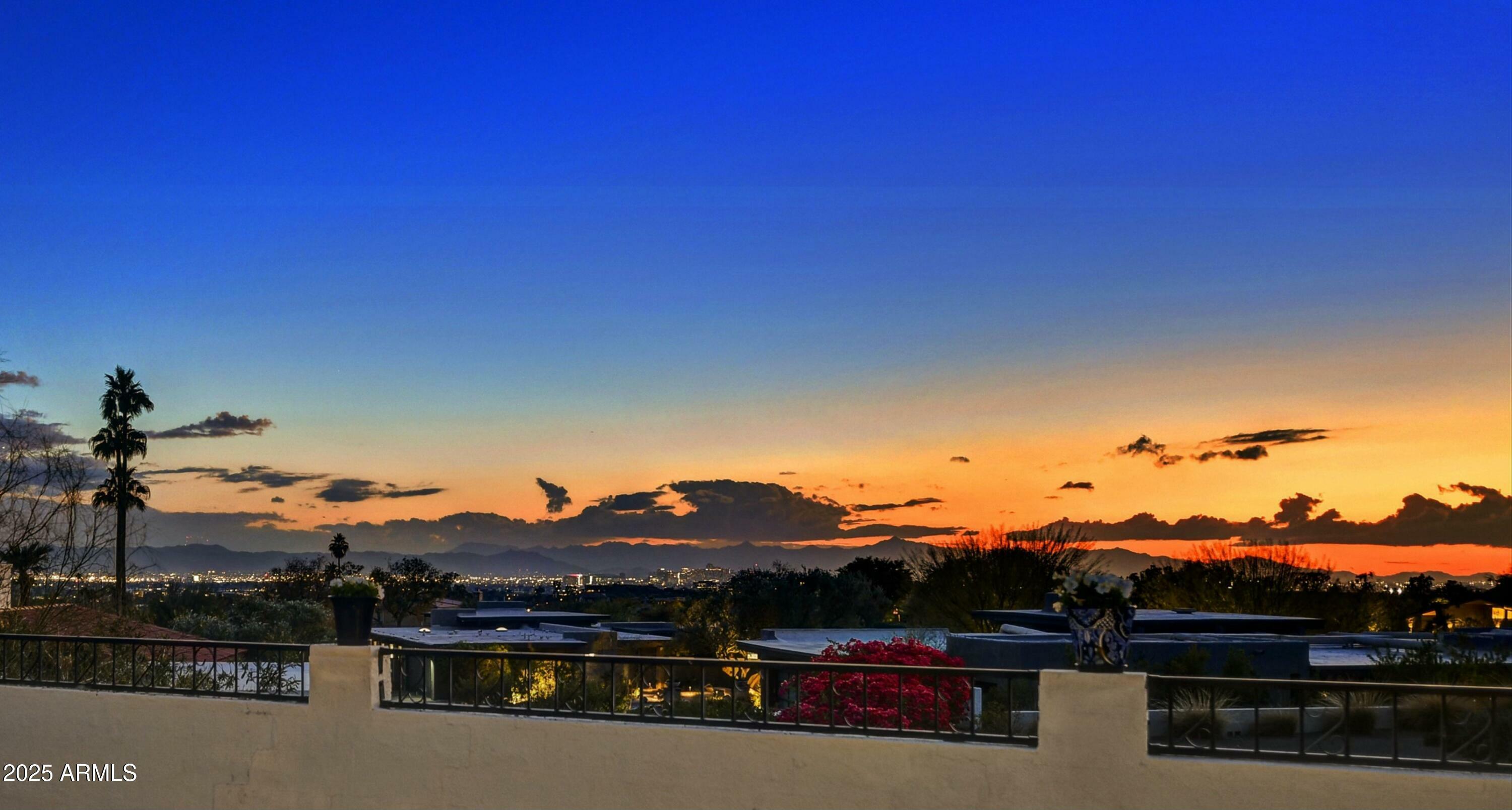 Property Photo: 3500 E Lincoln Drive 6 AZ 85018