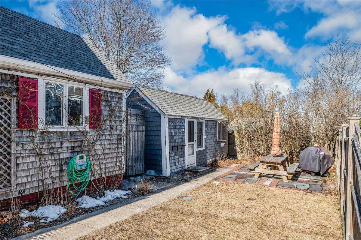 Property Photo:  9 Conant Street  MA 02657 