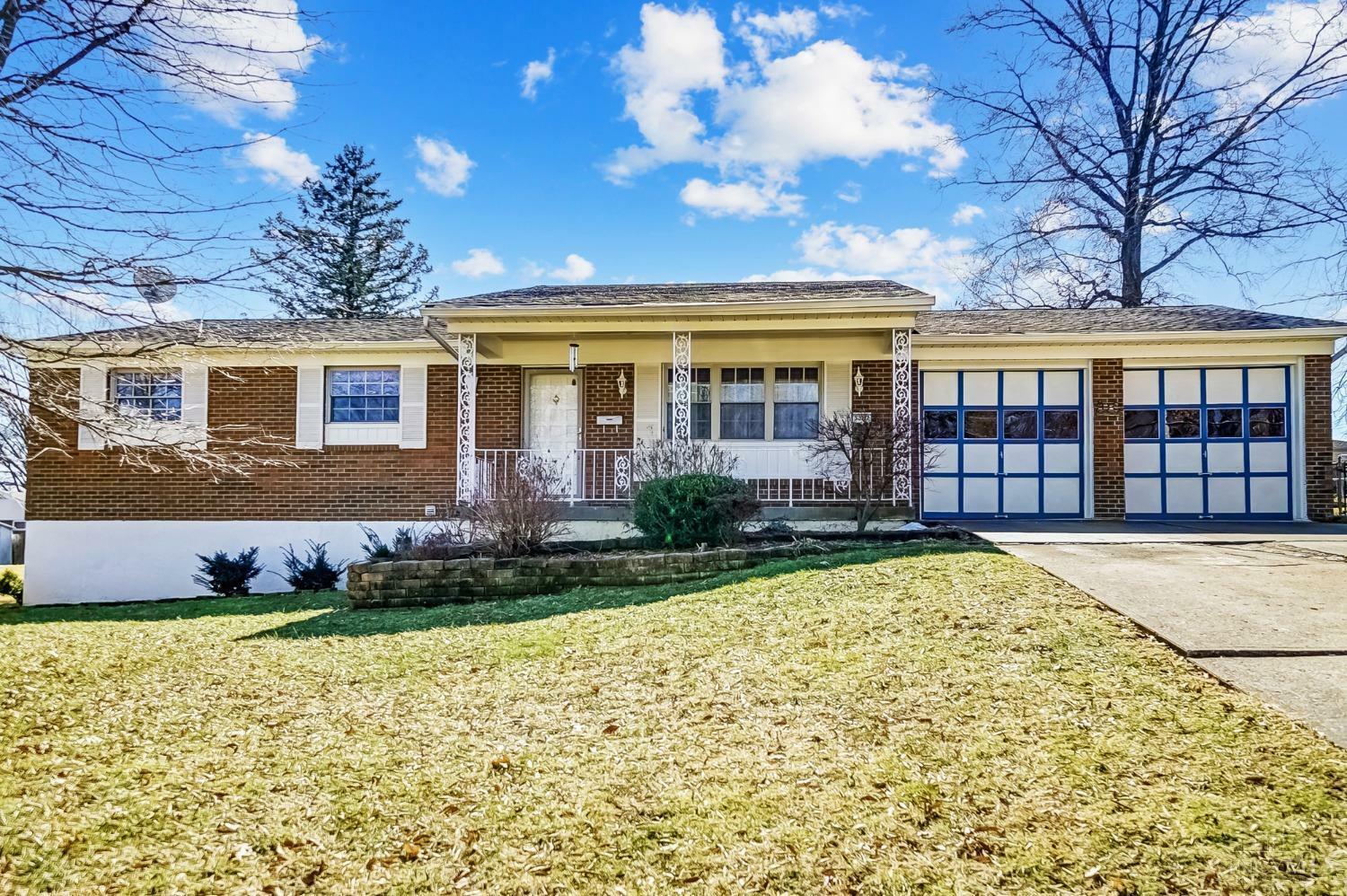 Property Photo: 3367 Wheatcroft Drive OH 45239