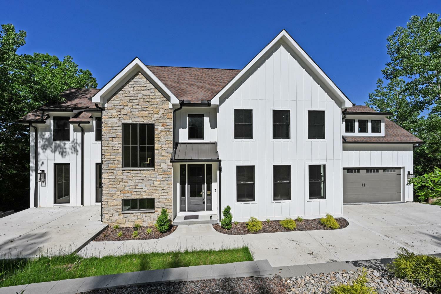 1080 Tuscany Place  Cincinnati OH 45226 photo