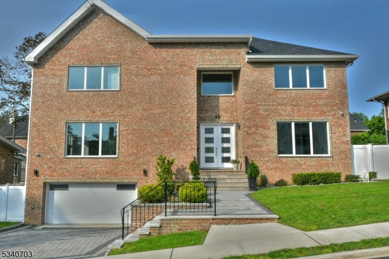 30 Cortland Pl  Cliffside Park Boro NJ 07010 photo