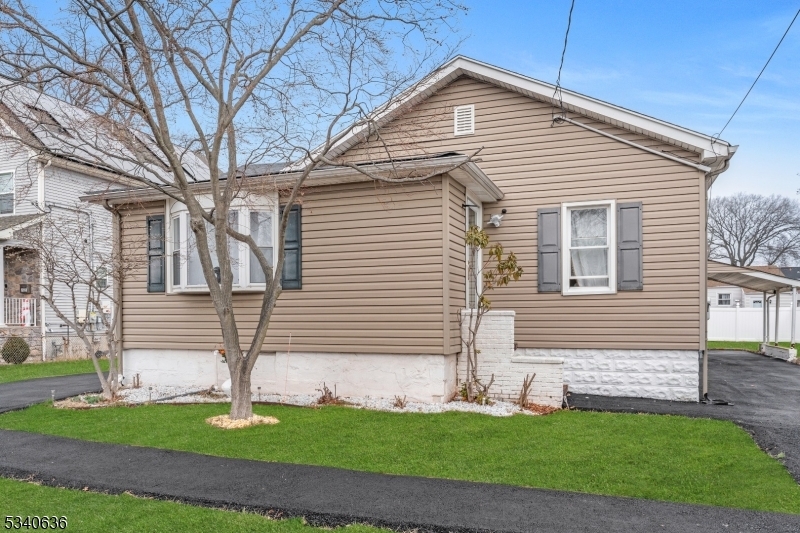 Property Photo:  112 Trento St  NJ 08830 