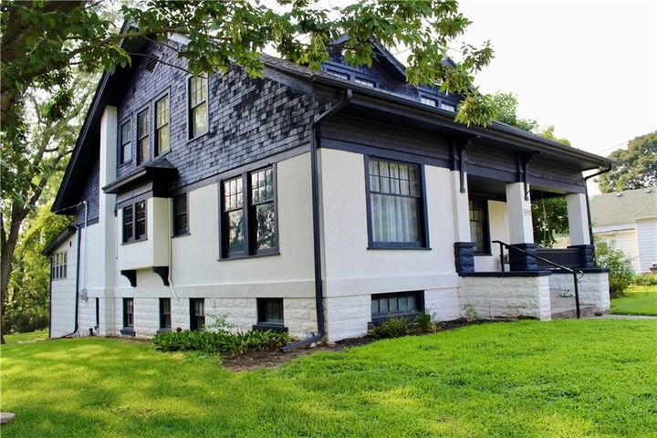Property Photo: 300 N Monroe Street MO 64473