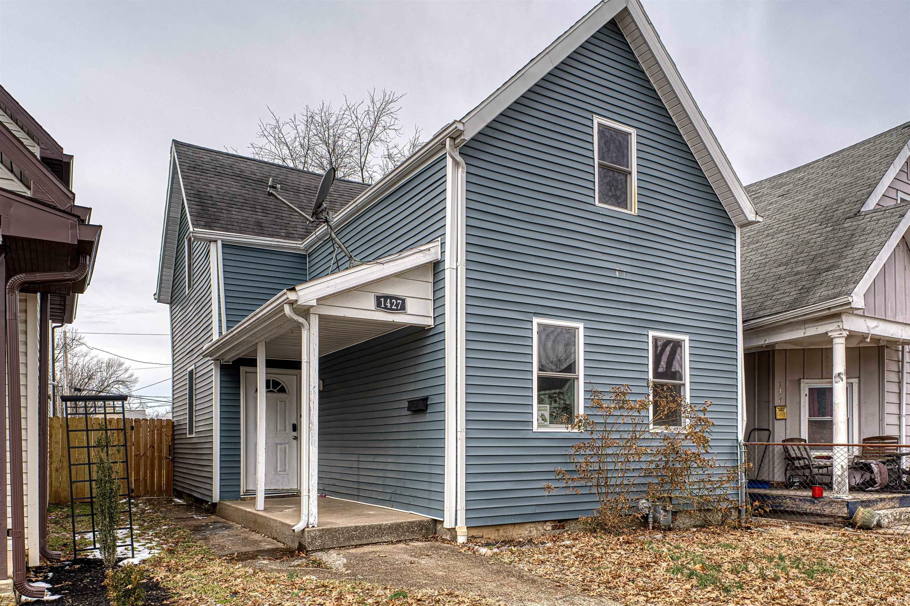 Property Photo:  1427 Delmar Avenue  IN 47712 