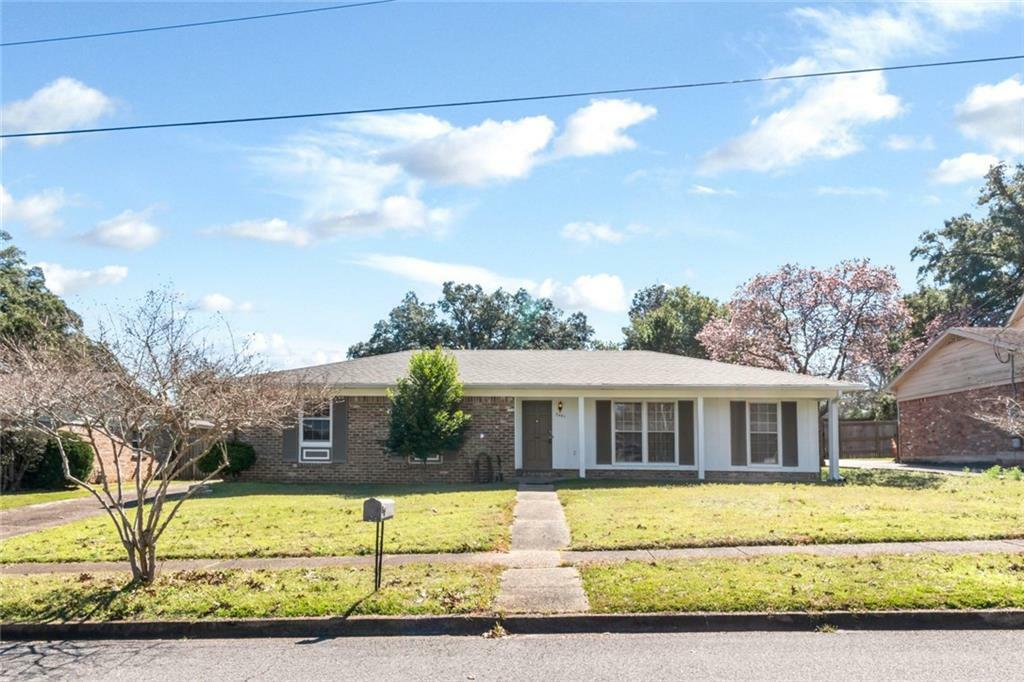 Property Photo: 3401 Sheringham Drive AL 36609