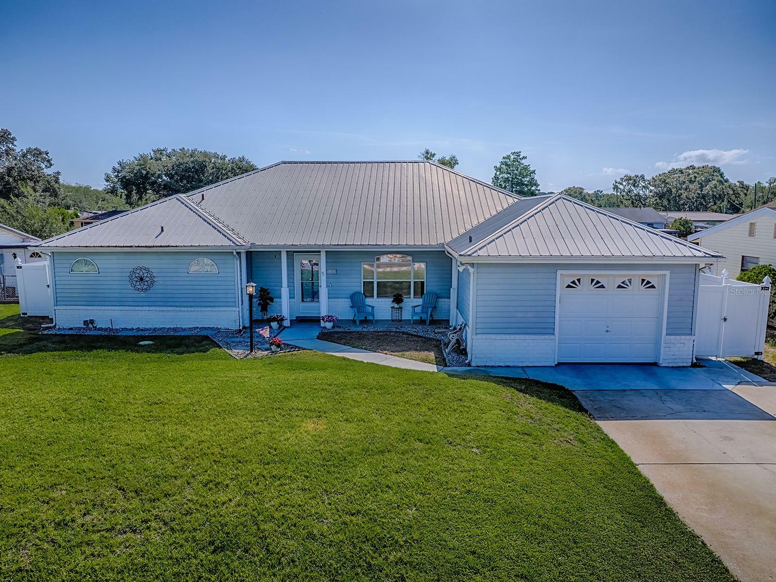 Property Photo: 26608 E Cove Drive FL 32778