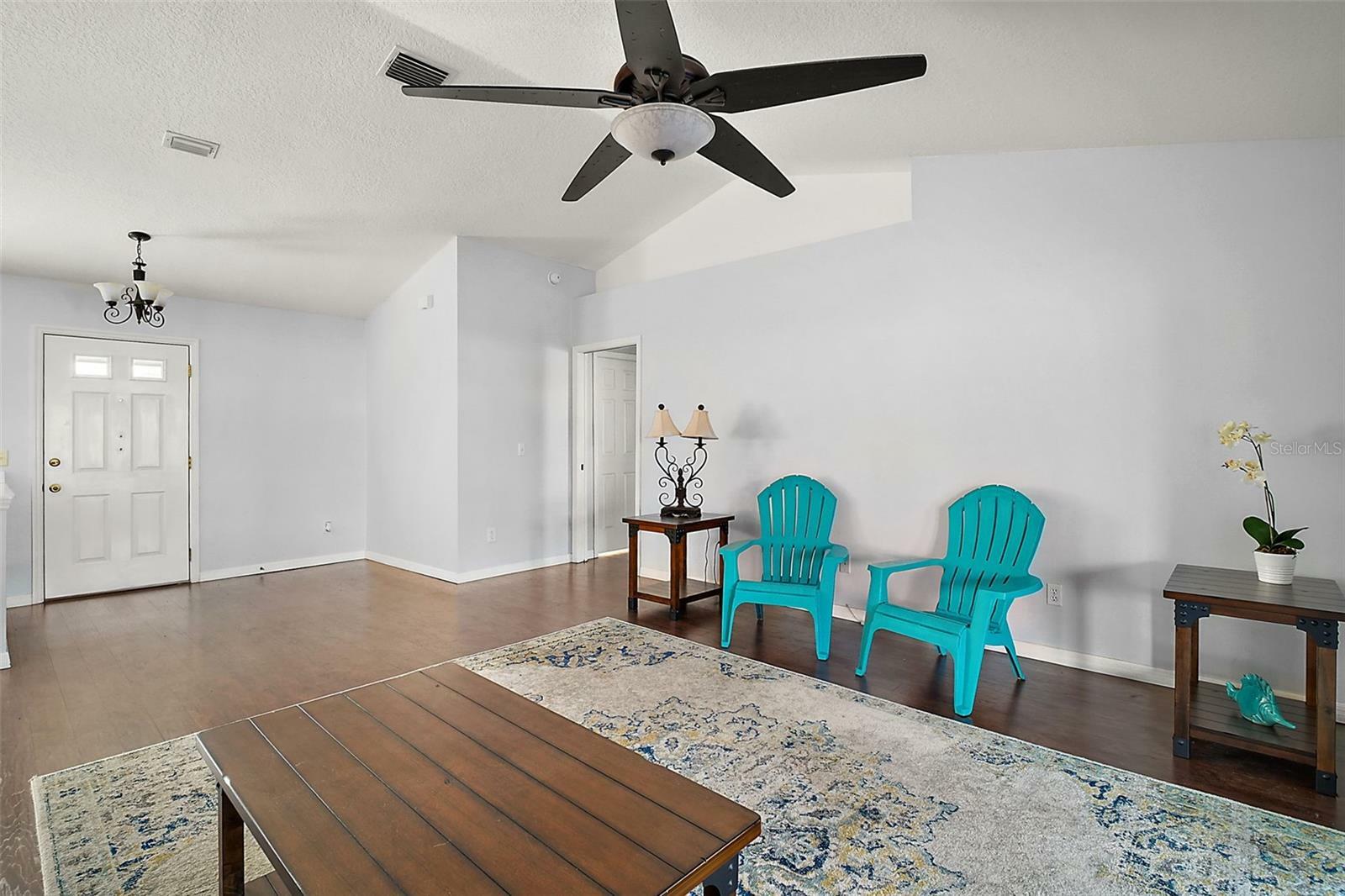 Property Photo:  26608 E Cove Drive  FL 32778 