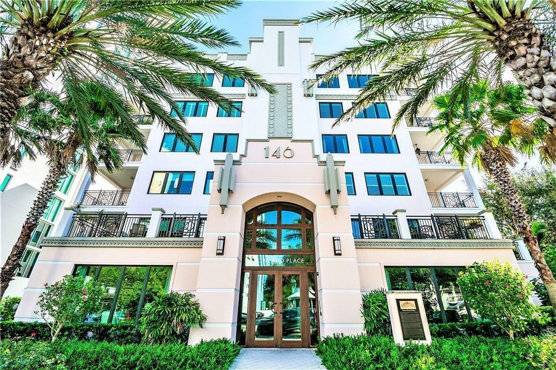146 4th Avenue NE 204  St Petersburg FL 33701 photo
